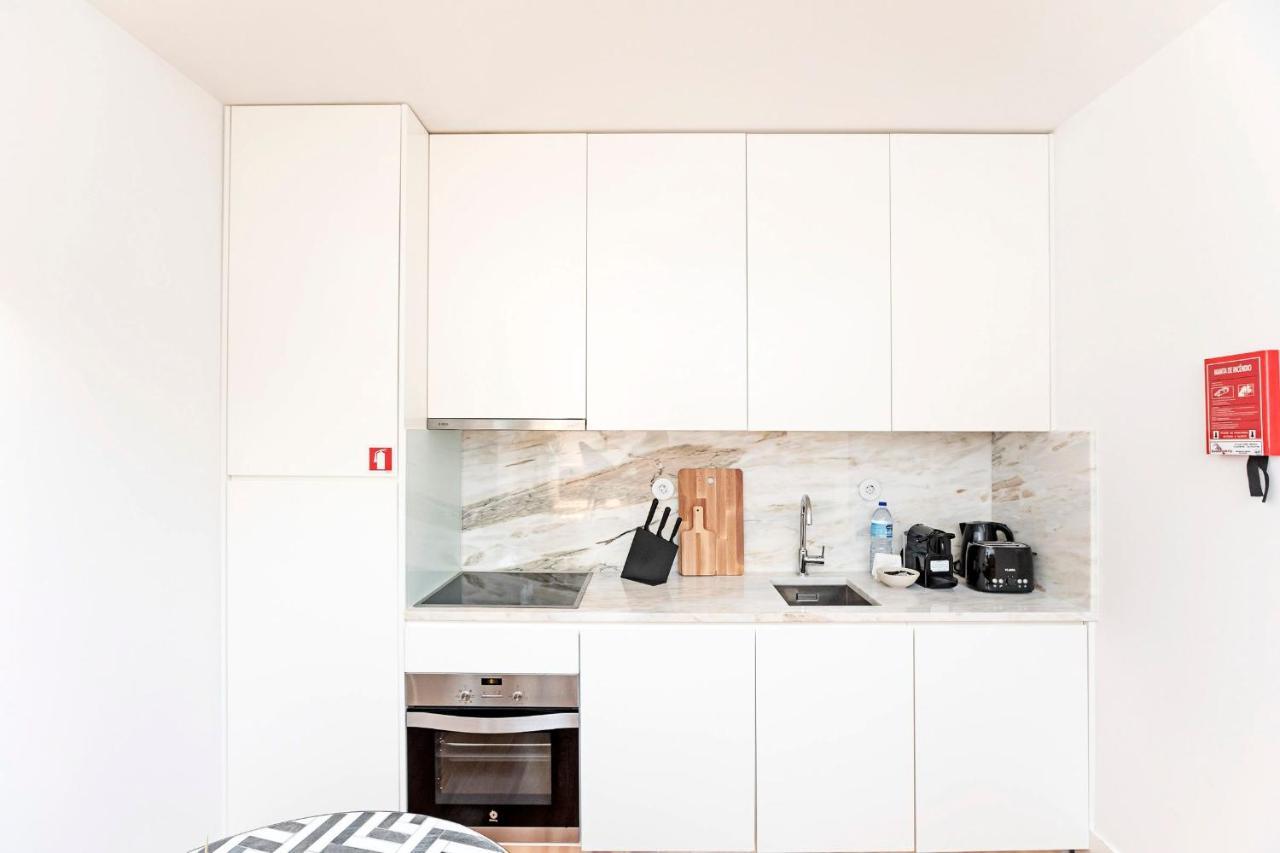 D. Joao IV Apartments By Lovelystay Porto Exterior photo