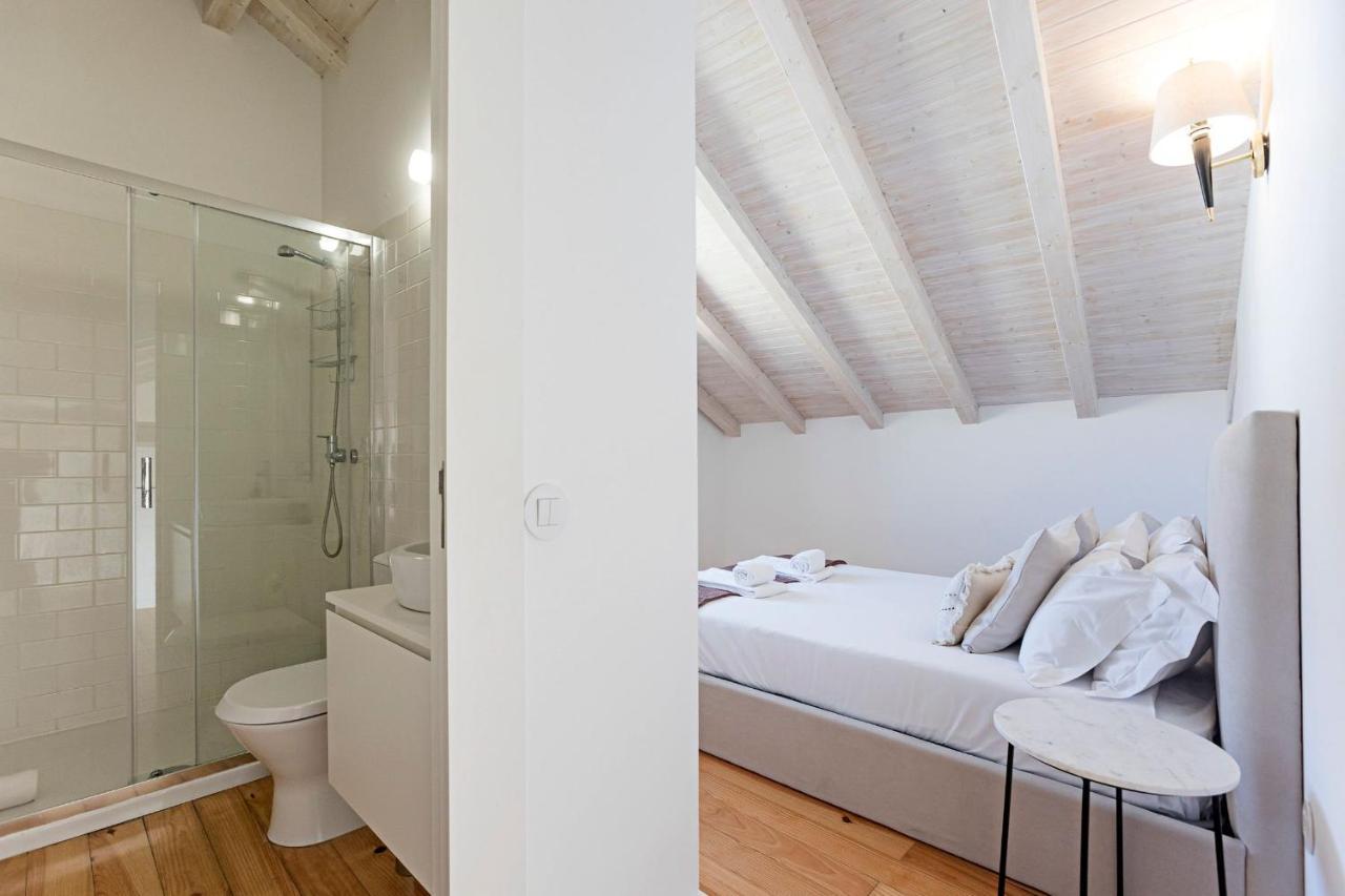 D. Joao IV Apartments By Lovelystay Porto Exterior photo
