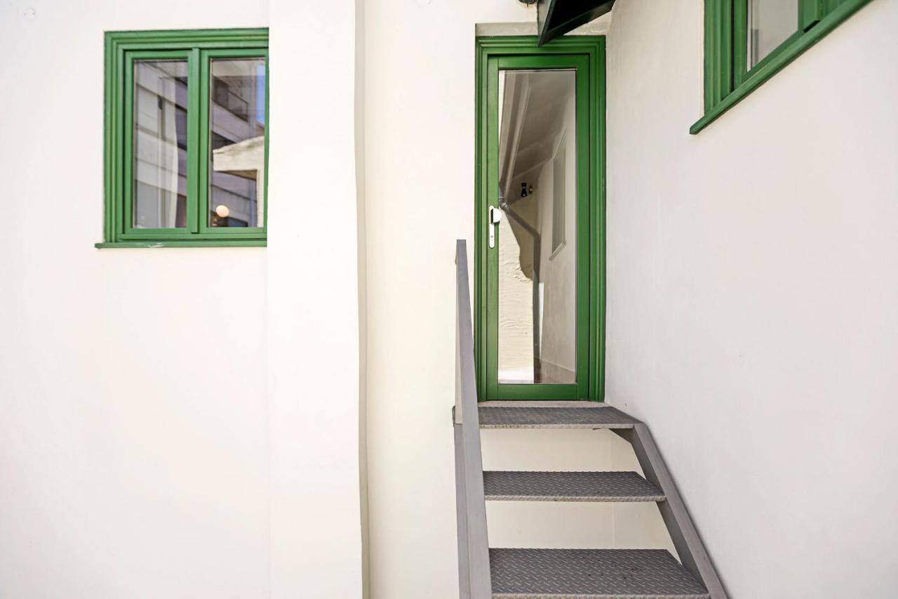 D. Joao IV Apartments By Lovelystay Porto Exterior photo