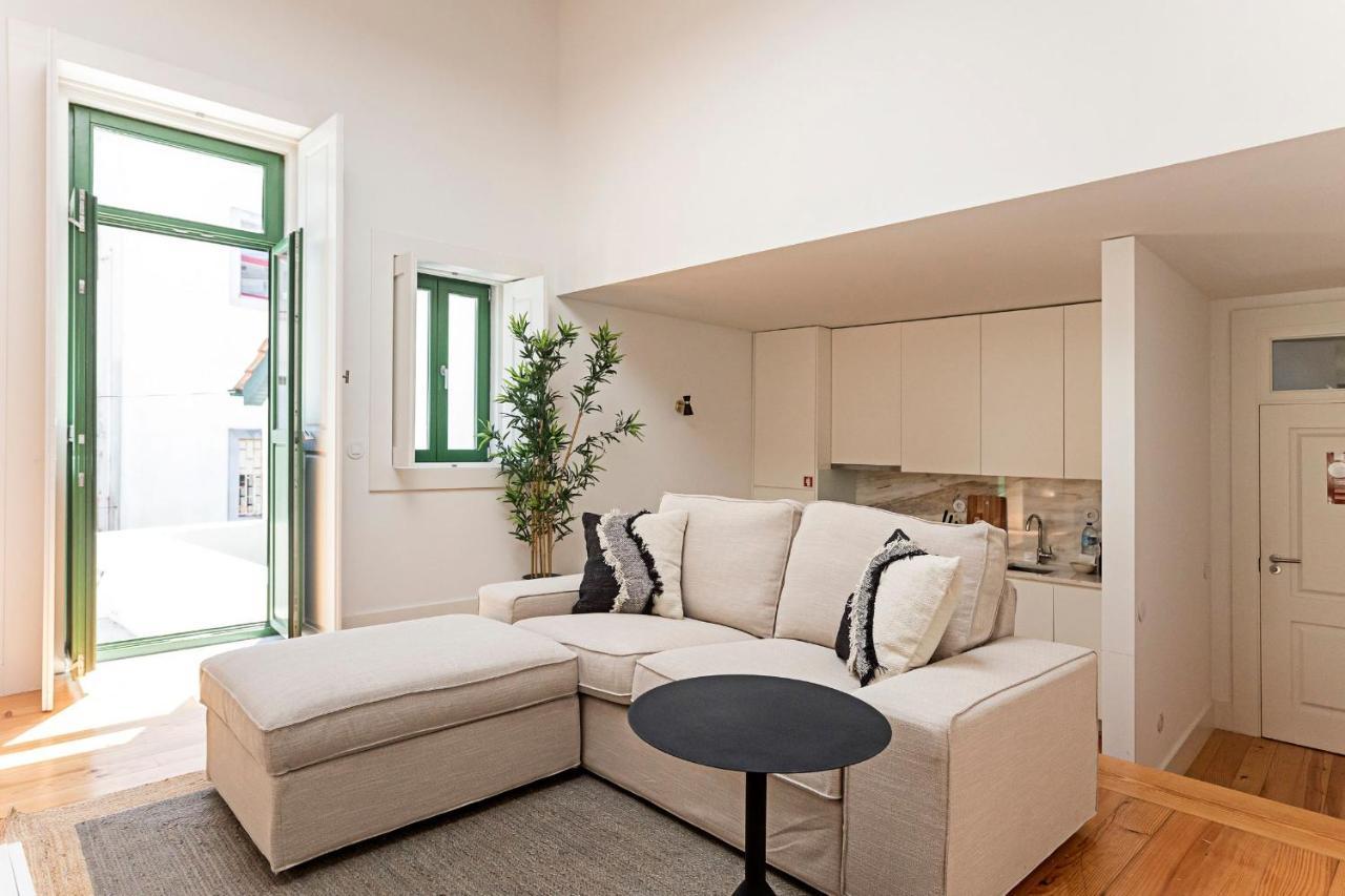 D. Joao IV Apartments By Lovelystay Porto Exterior photo